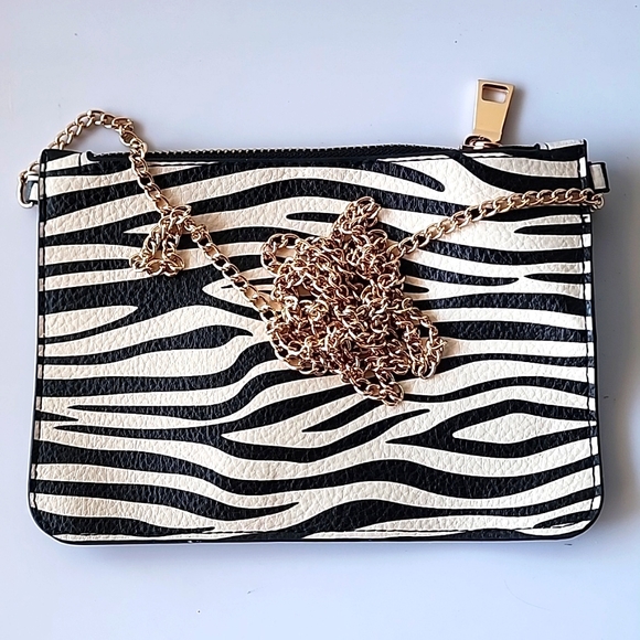 Zebra Print Small Crossbody Bag, Zip Closure with Chain Strap. - Picture 6 of 8